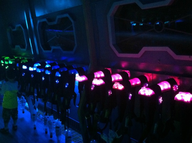 lazerxtreme lasertag laser tag games market market lifestyle mommy blogger www.artofbeingamom.com 05