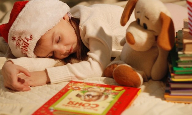 Vivid Colours of a Personalized Christmas Book