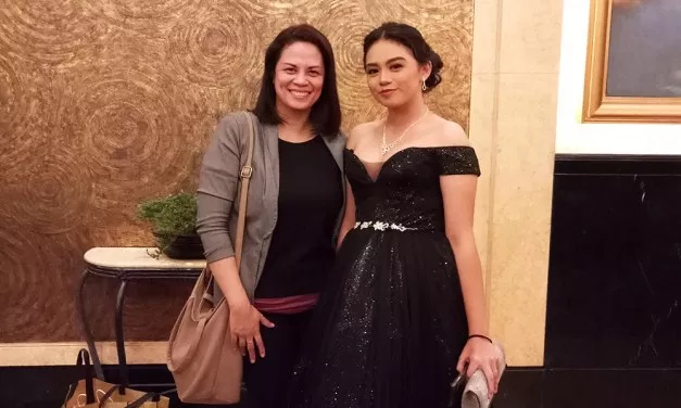 Shopping for Prom Dresses at Divisoria