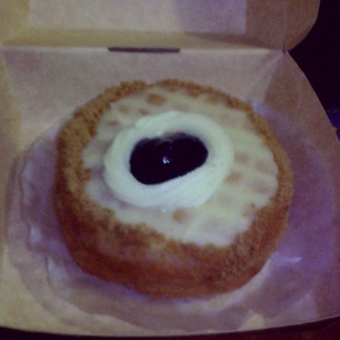 Another sweet treat from @dunkindonutsph thanks @olskj1004 !