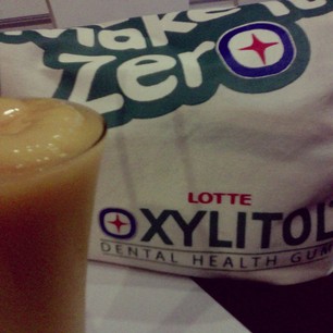 Refreshing mango shake from @kitchensbestph at the Lotte Xylitol event