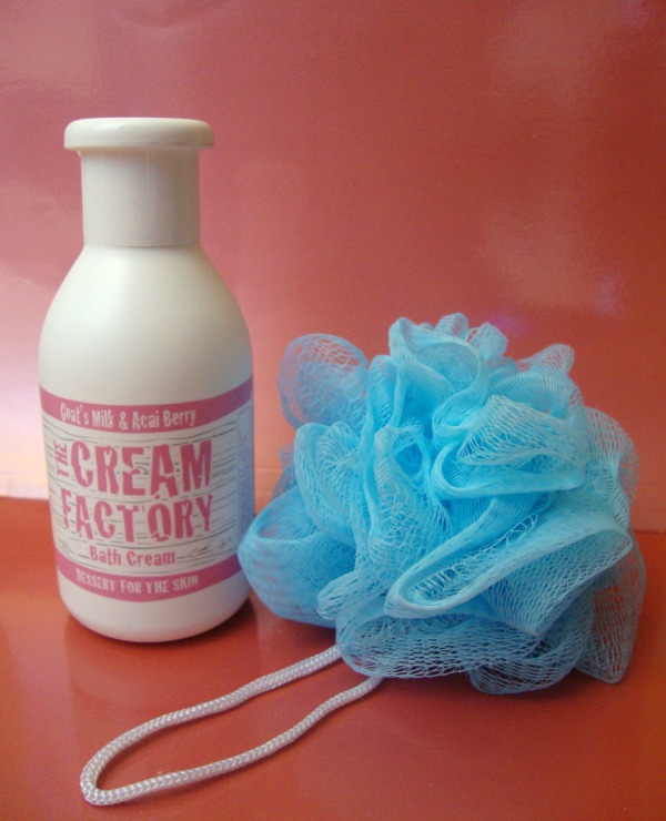 mommy bloggers philippines cream factory milk bath cream wash art of being a mom www.artofbeingamom.com 02