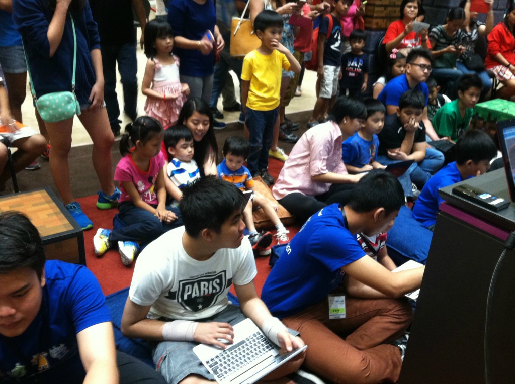 wespeakcode microsoft coding event art of being a mom www.artofbeingamom.com 04