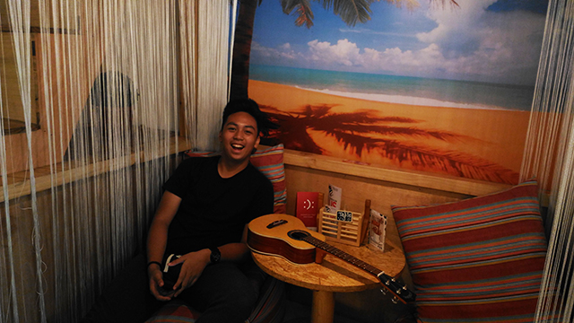 uke box caffe ukelele cafe music cafe eastwood lifestyle mommy blogger www.artofbeingamom.com 05