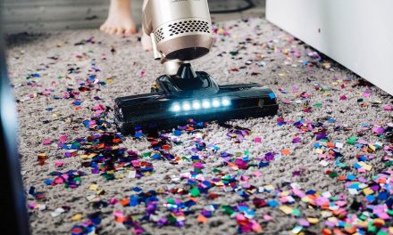 Avoid Damaging Your Carpets – Call Carpet Cleaning Experts