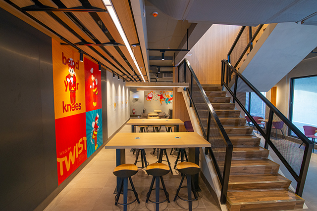 Newer and Modern Jollibee Katipunan Re-Opens | Art of Being A Mom